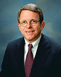 Mike DeWine official photo.jpg
