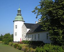 Swedish castle Osbyholm.jpg
