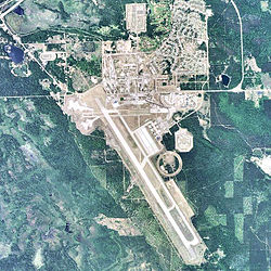 Chippewa County International Airport-2006-USGS.jpg