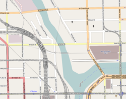 Area map showing the location of the bridge just to the south of Kinzie Street