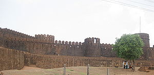 Front e view of Mirjan fort1.jpg