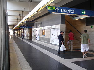 Marconi-Metropolitana di Roma.jpg