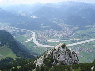 View from Petersköpfl over the Naunspitze, to Kiefersfelden way down in the Inn valley