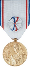 Médaille de la Reconnaissance française gold.png