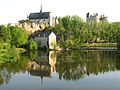Château de Montreuil-Bellay - reflections in Thouet river (1 May 2006).JPG