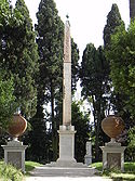 Villa Celimontana Obelisk.JPG