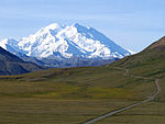 Mount McKinley and Denali National Park Road 2048px.jpg
