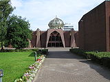 Wfm glasgow central mosque front.jpg