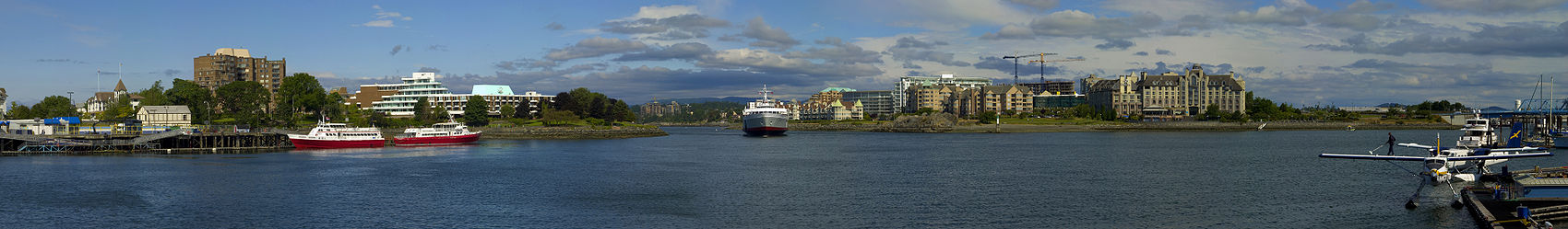 MV Coho in Victoria's inner harbor.jpg
