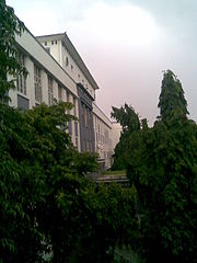 Baroda Medical College.jpg