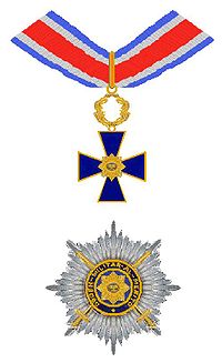Insignia of a Grand Officer