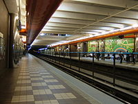 Decatur MARTA Station platforms.jpg