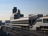 Itami Airport terminal.jpg
