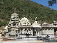 Marudamalai Temple-01r.jpg