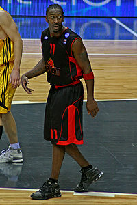 Mike Martin (basketball player).jpg