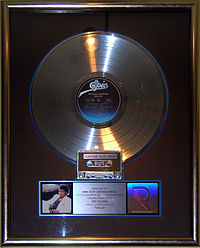Thriller platinum record, Hard Rock Cafe Hollywood.JPG