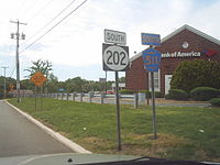 Two shields reading south Route 202 and south Morris County 511