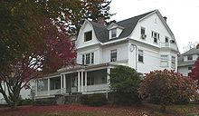 Clarence Burgin House Quincy MA 02.jpg