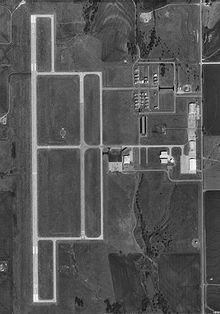 Clarence E. Page Municipal Airport - USGS 19 Feb 1995.jpg