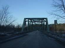 Cochecton–Damascus Bridge, the dividing line between PA 371 and Sullivan CR 114