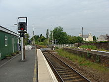 Feniton railway station in 2009.jpg