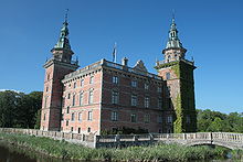 Marsvinsholm Castle close.jpg