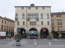 The Palazzo Angeli, that houses the Museum of Precinema. The entrance to the Museum is under the right hand arch at the bottom of the building.