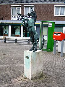 Oostburg Unicorn after letter boxes turned orange.JPG