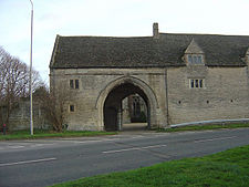 The gatehouse, Northborough Hall - geograph.org.uk - 672519.jpg