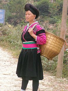 A Yao woman