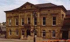 Batley Town Hall.jpg