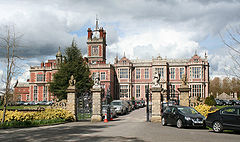 Crewe Hall (front+gate).jpg