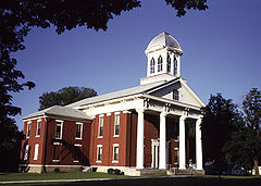 Mitchell County Courthouse, Osage.jpg