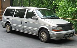 1994–1995 Chrysler Town & Country
