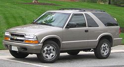 2002–2005 Chevrolet S-10 Blazer 2-door