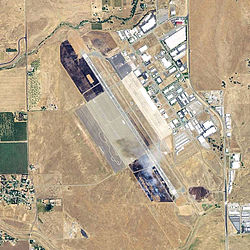 Chico Municipal Airport - USGS Topo.jpg