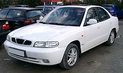 1997-1999 Daewoo Nubira CDX sedan (Europe)
