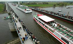 Elbe Water Bridge.jpg