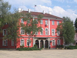 Elin Pelin municipality building.jpg