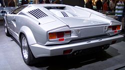 Lamborghini Countach silver 25 Years Edition hl TCE.jpg