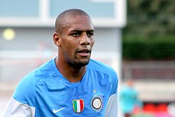 Maicon Douglas Sisenando - Inter Mailand (2).jpg