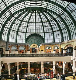 Mall of the Emirates on 9 June 2007 Pict P.jpg