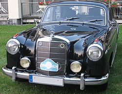 Mercedes 219, 1957 - front.jpg