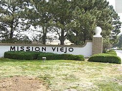 Mission Viejo entrance.jpg