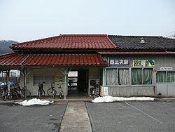 Nishimiyoshistation1.jpg