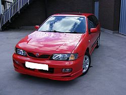 Nissan Almera 1999 Front.jpg