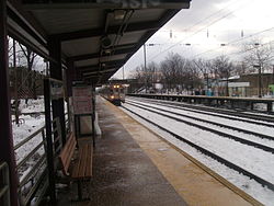 North Elizabeth station.jpg