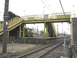Ooto-station-crossoverbridge.jpg