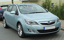 Opel Astra J front 20100515.jpg