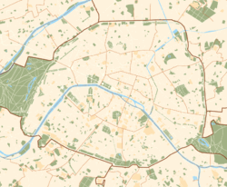 Montmartre is located in Paris
